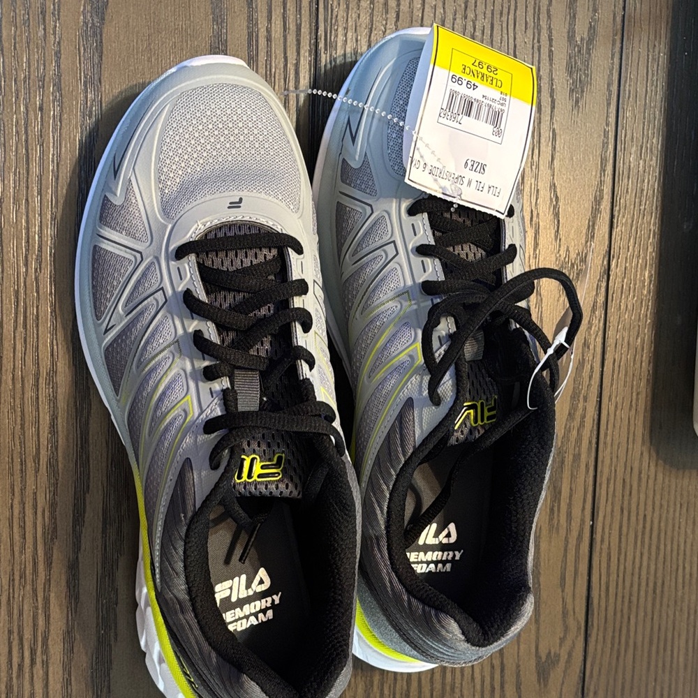 Fila Men's Gray and Yellow Athletic Shoes